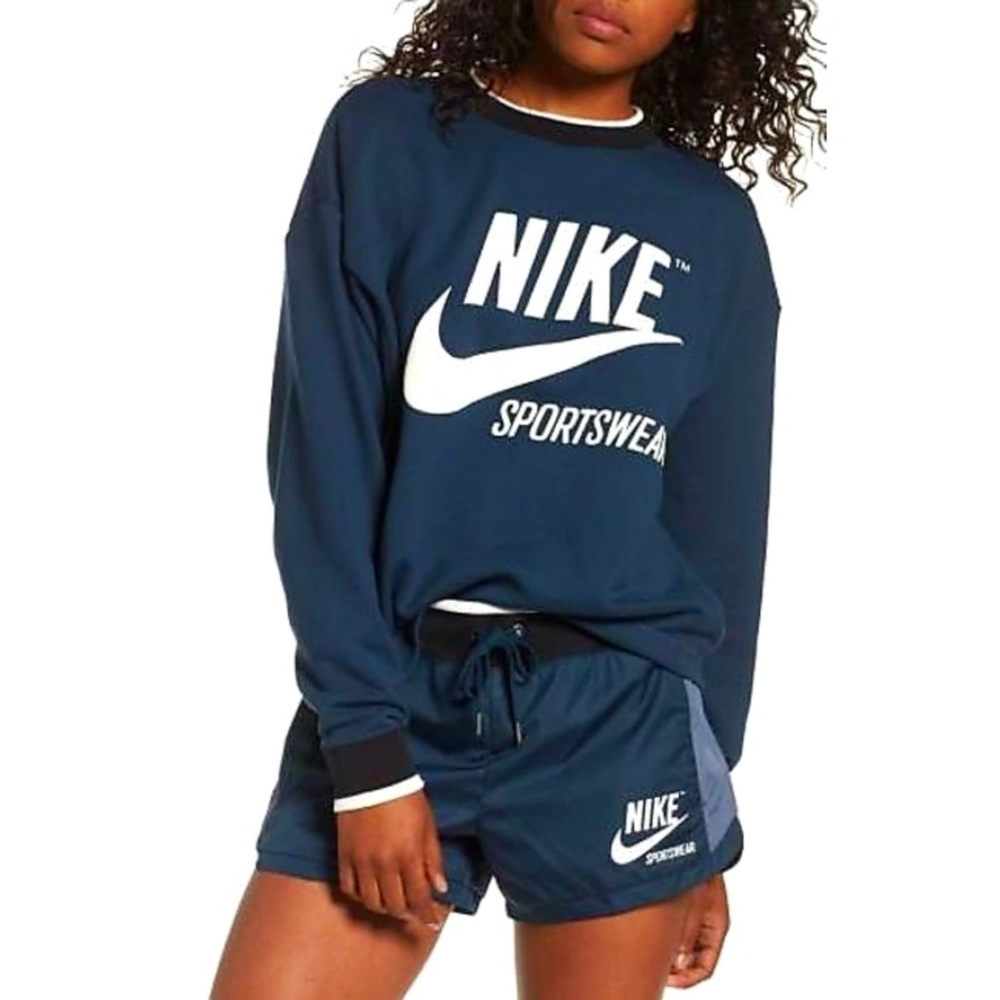 Nike Archive Crewneck Sweatshirt